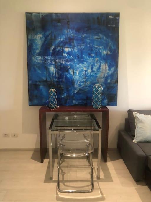 Dehon Apartment Rom